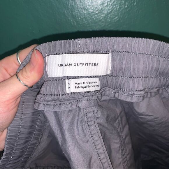 UO Urban Outfitters Men’s Small Shorts - Picture 3 of 3